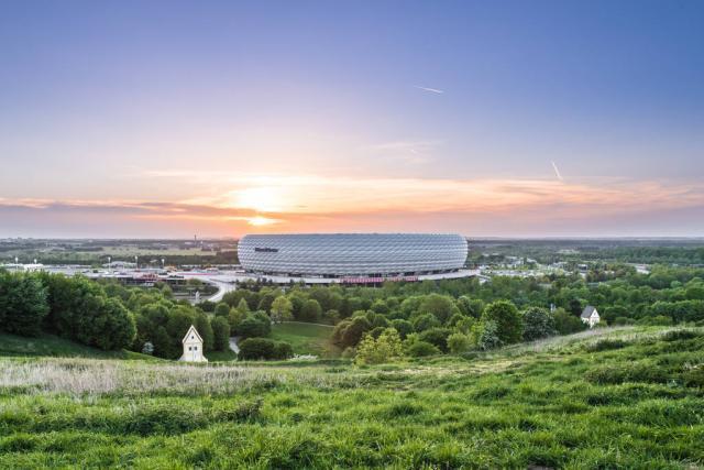 曼联又挖到宝！22岁天才新星踢爆曼城 合同只剩半年